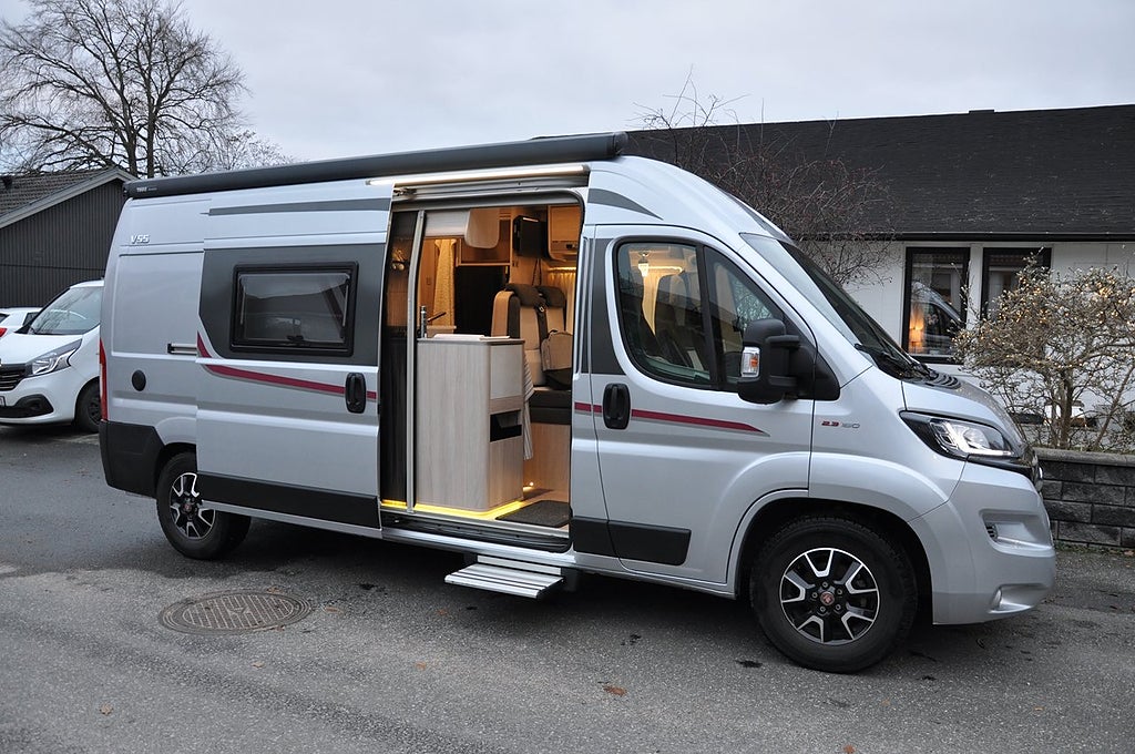 Rapido V55. 160 hk. 9-v autom. Inbrottslarm. gaslarm. Alu-fälg. Drag. 