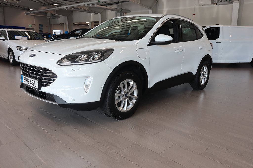 Ford Kuga Titanium Business Plug-In Hybrid 225hk *Drag V-hjul*