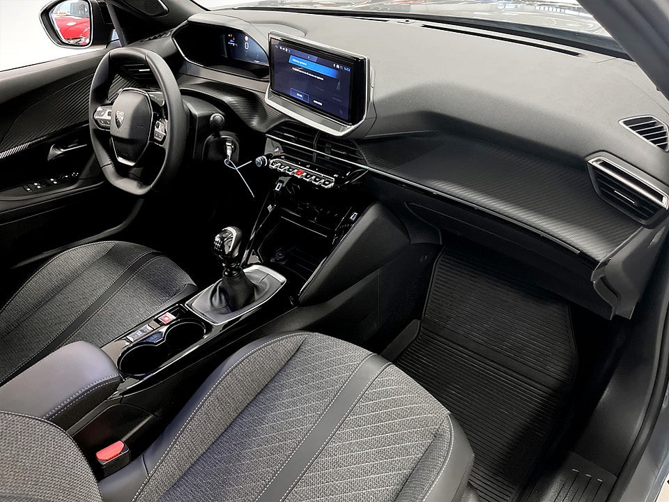 Bild på Peugeot 2008 Allure 1.2 PT 130hk P-SENSORER