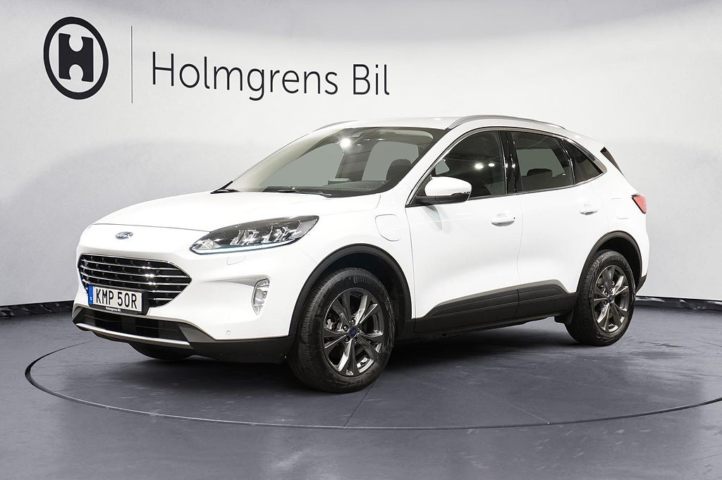 Ford Kuga Titanium 2.5 Plug-In Hybrid Kamera Vinterpaket | Ränta 1,99%