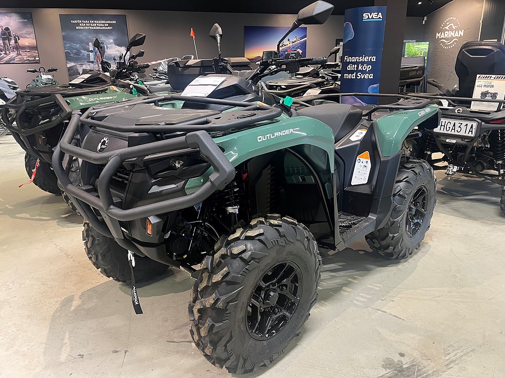 Can-Am Outlander PRO XU T HD7 "Snöplog på köpet" 