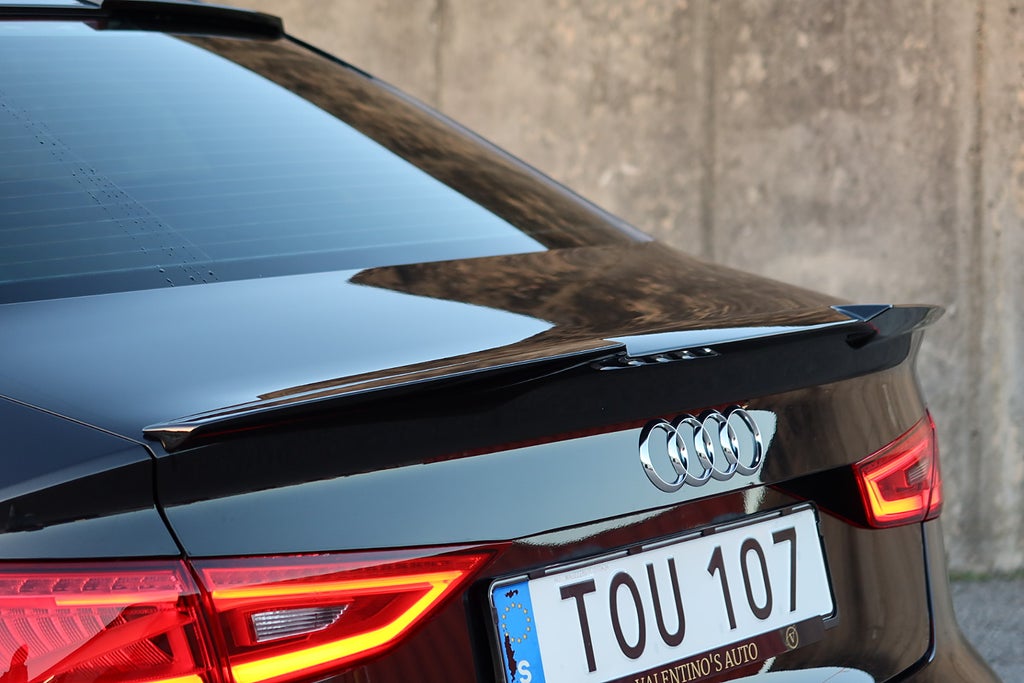 Audi A3 Sedan 2.0 TDI S-Line Coils 20" Ocean Påkostad SE STUK