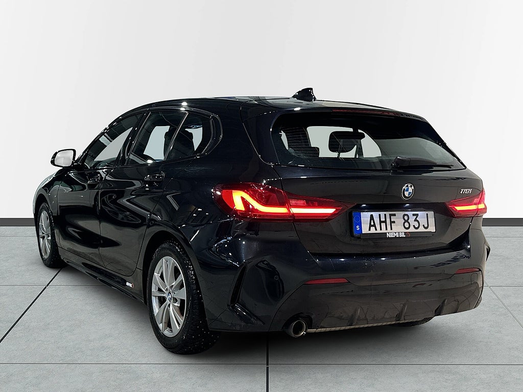 BMW 118I M Sport Cockpit Rattvärme Psens GPS CarPlay SoV