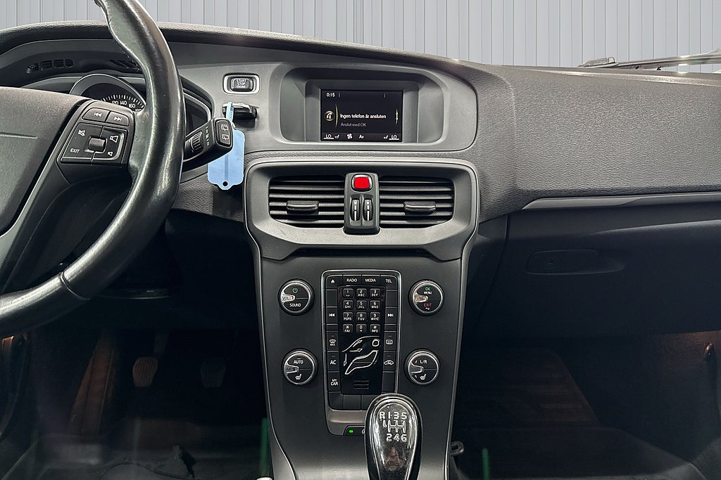 Volvo V40 2015