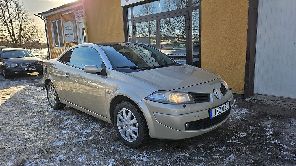 Renault Mégane Coupé-Cabriolet 2.0 Euro 4,Bes/Avb:-323 kr / mån