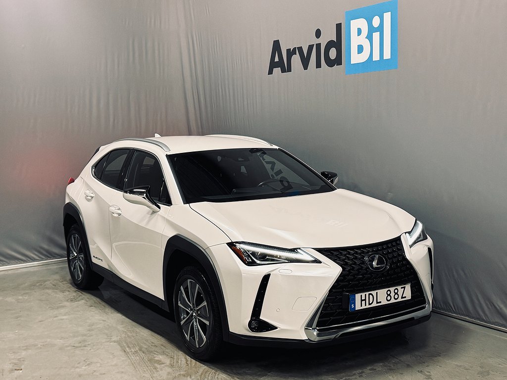 Lexus UX 300e Premium GPS Värme/kyla i säten B-Kamera PDC 