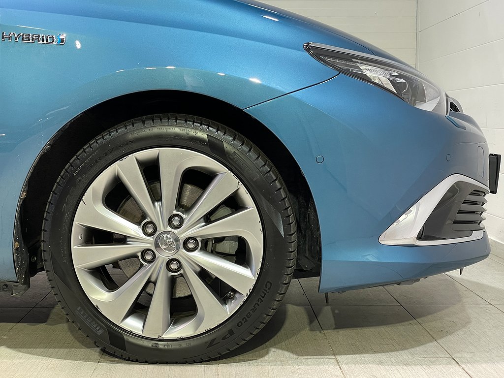 Toyota Auris Hybrid e-CVT Executive | Kamera | Farthållare 2016