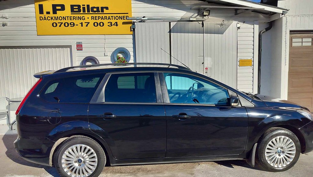 Ford Focus Kombi 1.6 TDCi Titanium Euro 5,ny besik,ny servad