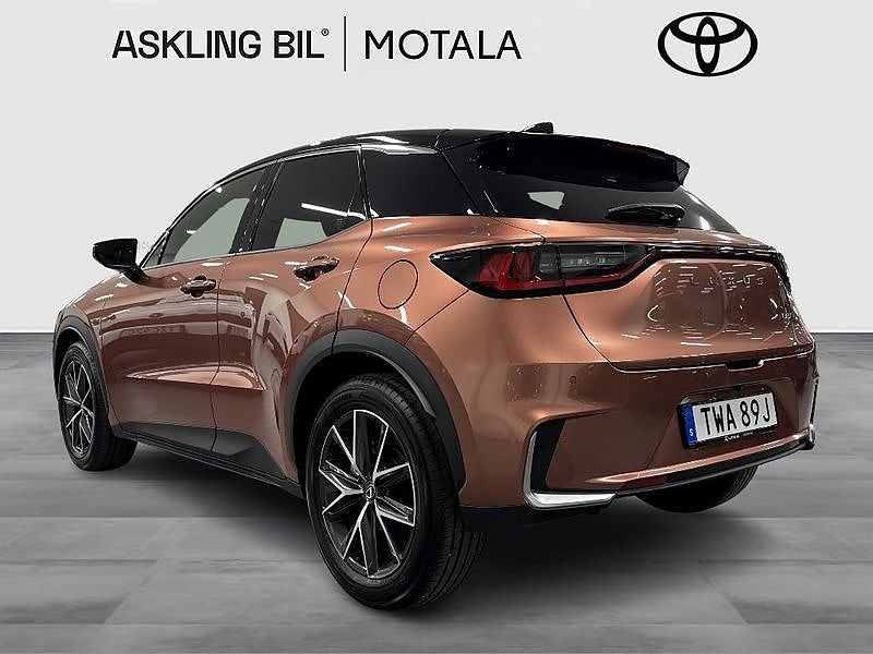 Lexus LBX 2024 - miniatyr 3