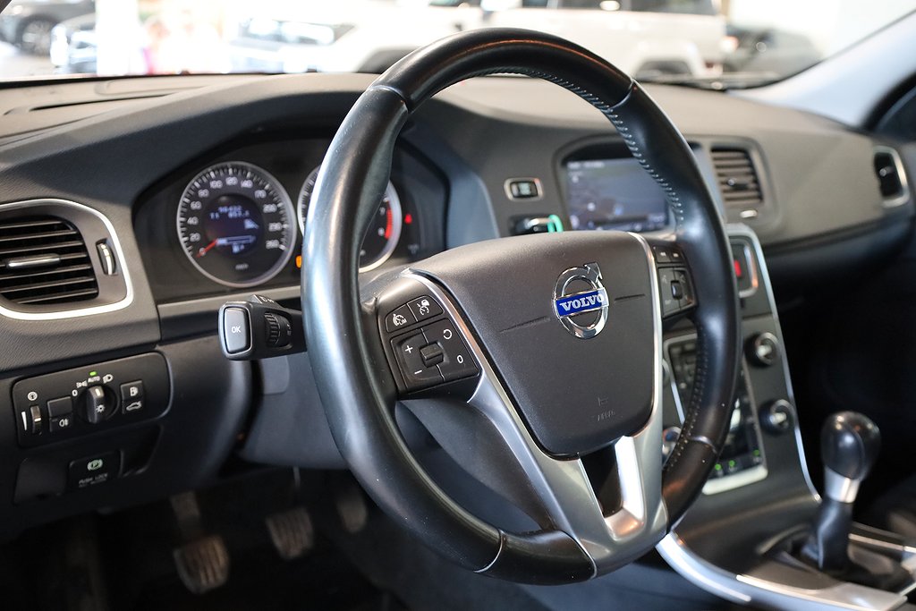 Volvo S60 T4F 180Hk Momentum Navi VOC PDC K-remsbytt 2013