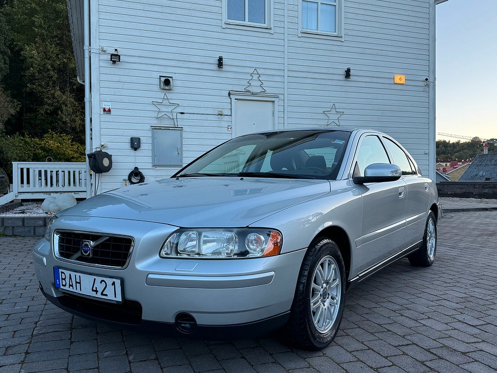 Volvo S60 2.4 Kinetic OBS 12000 MIL,Ny Servad,Besiktad,Toppskick