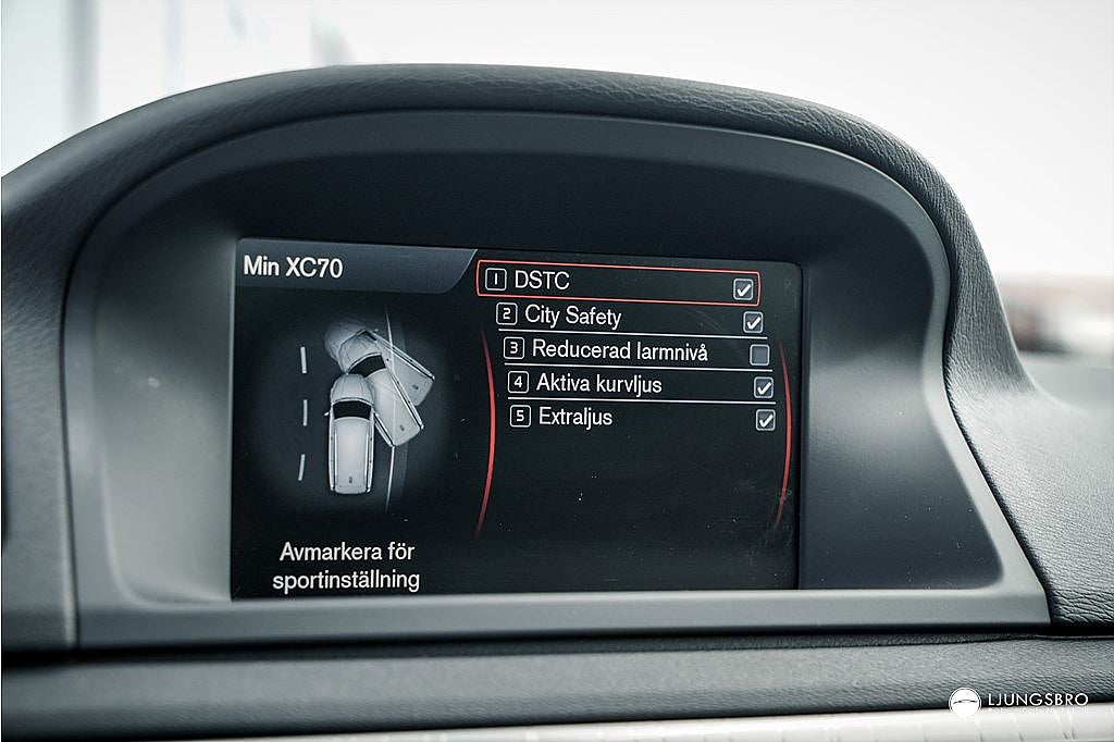 Volvo XC70 D4 AWD Momentum 181hk / 1 Ägare / Kamrem bytt