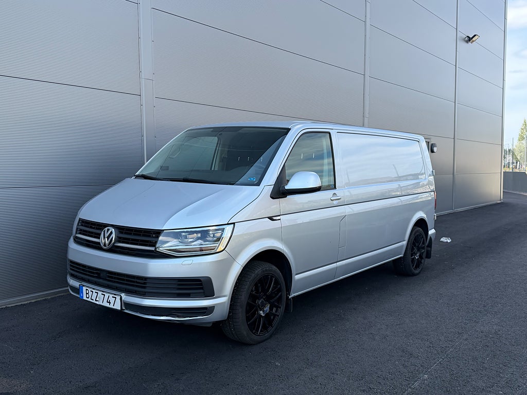 Volkswagen Transporter T30 2.0 TDI AUTOMAT DRAG VÄRMARE 1.ÄG Euro 6