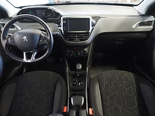 Halvkombi Peugeot 2008 16 av 24