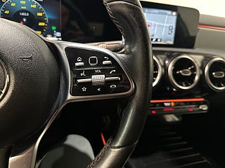 Mercedes-Benz A 200 7G-DCT Progressive Line Skinn Kamera GPS S/V-hjul – bild 18