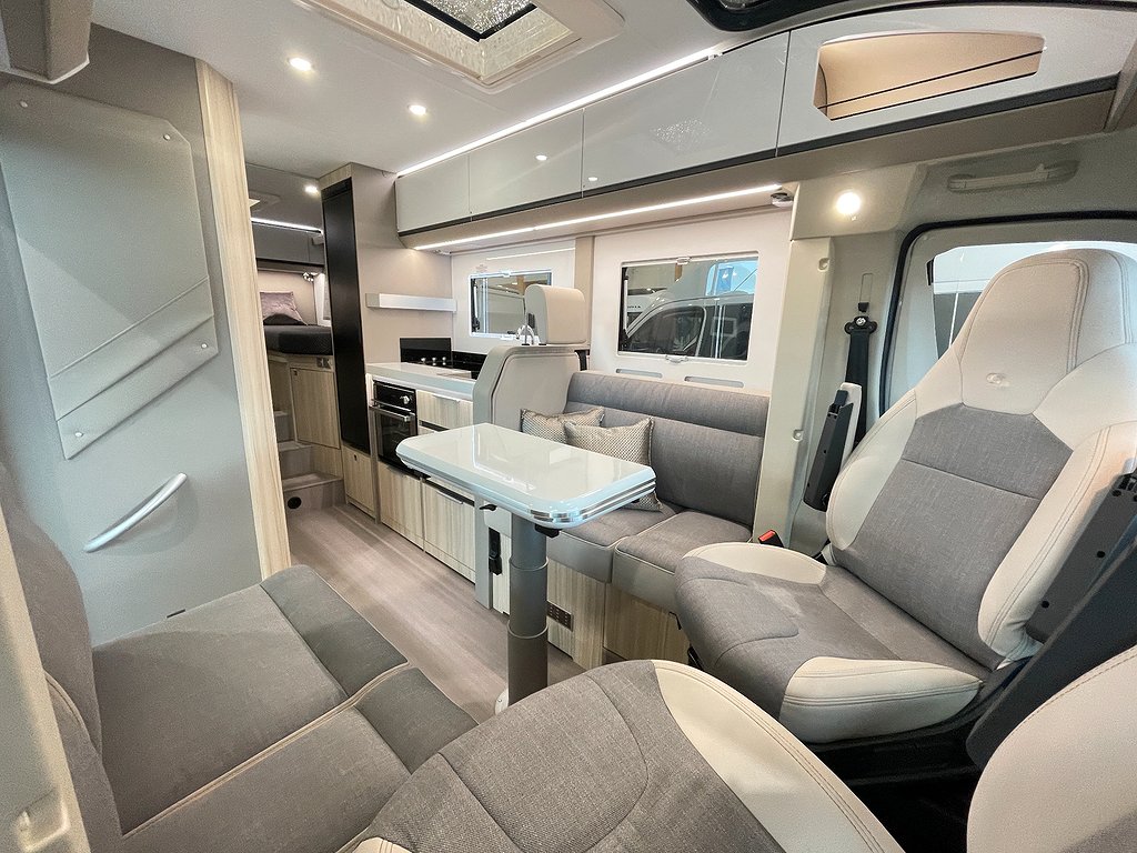 Adria Compact Supreme DL /B-körkort/Automat/Låg skatt/180hk/ - Adria