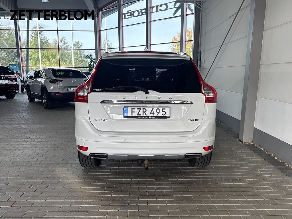 SUV Volvo XC60 4 av 14