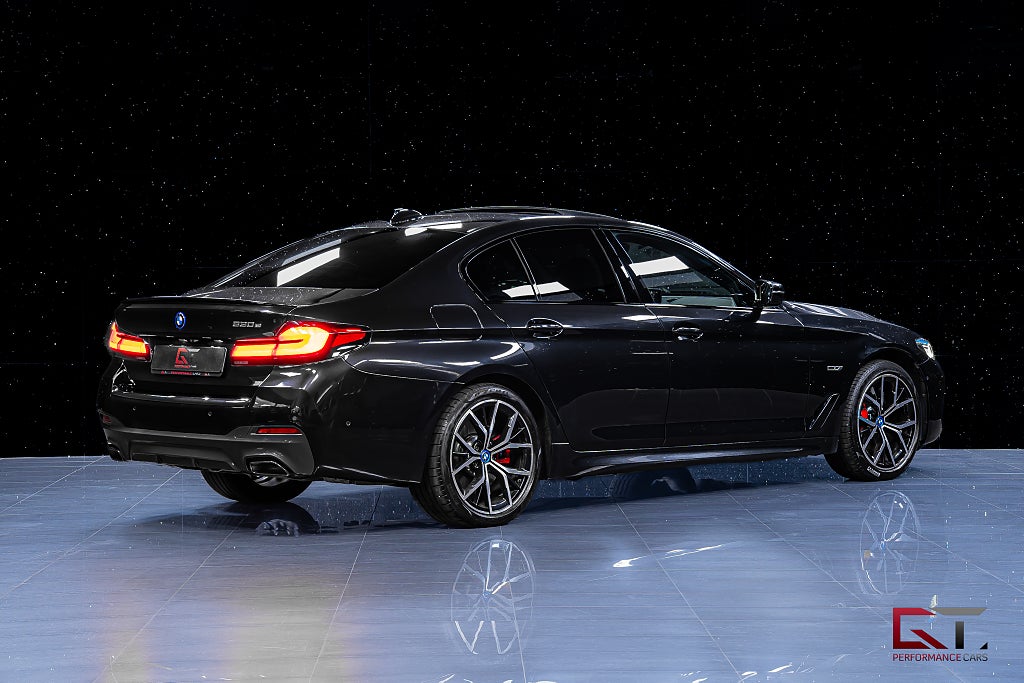BMW 530e M-Sport Pro Taklucka H/K Drag Laser 4-zons Kamera Värm