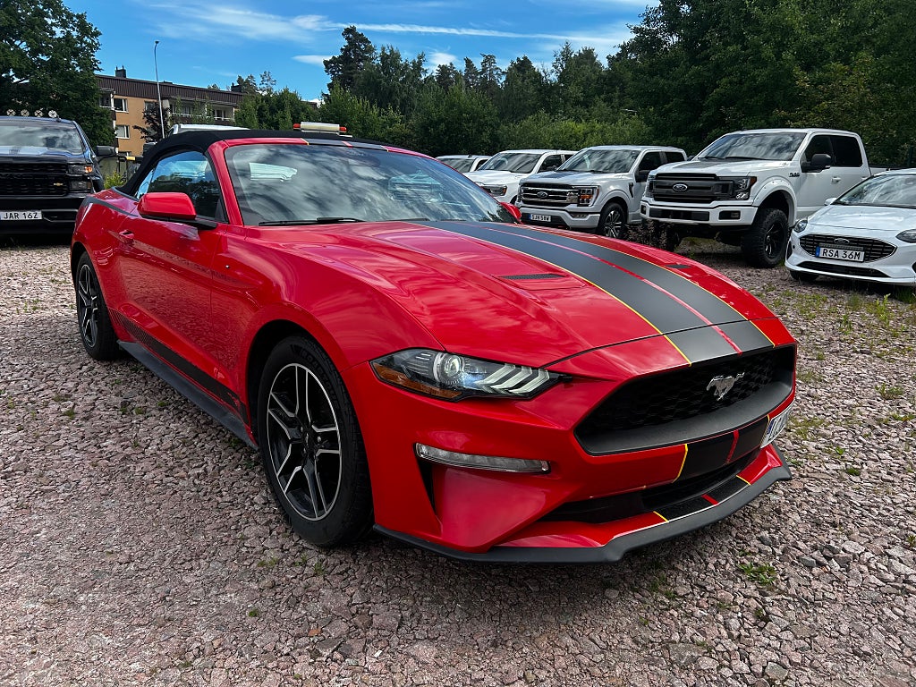 Ford Mustang EcoBoost Convertible SelectShift Euro 6 | Ny besiktad