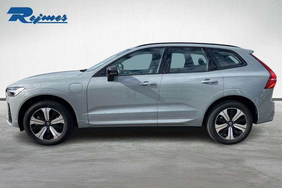 Volvo XC60 T6 Plus Dark Edition 2025, bild 3/70
