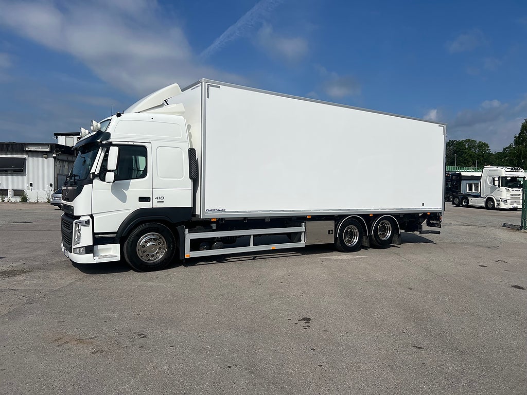 Volvo FM13 410 6x2 Skåpbil, *17 400 Mil*, Euro 6