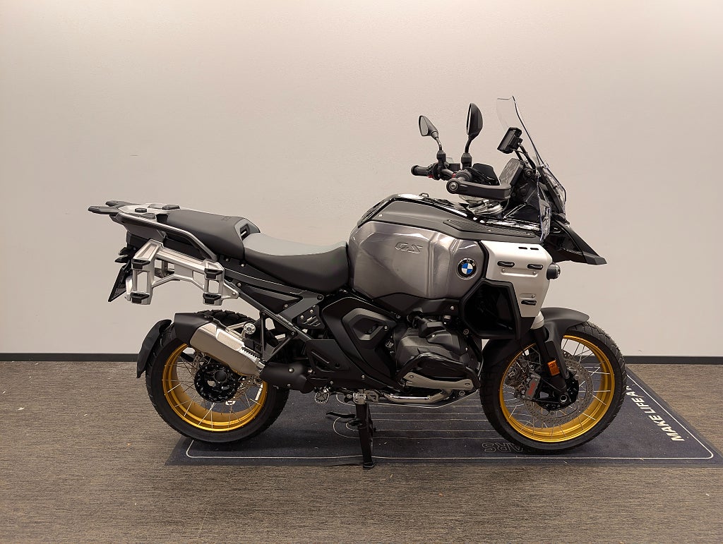 BMW R1300GS Adventure TB höjd 860-890mm KAMPANJ Touringpaket och lar