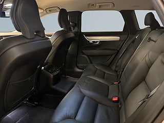 Volvo V90 T6 Plug-In Hybrid AWD Plus Dark Drag H/K Skinn SoV MOMS – bild 13