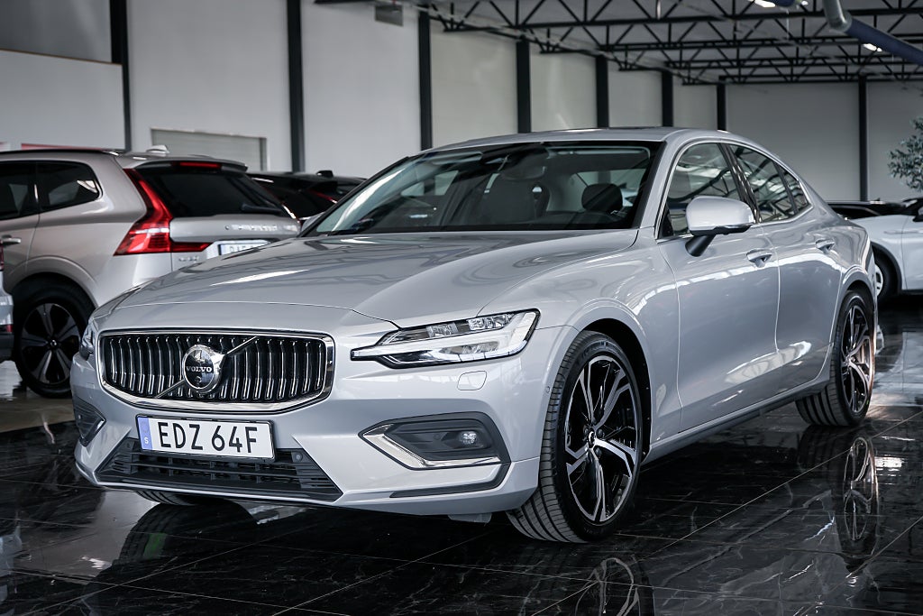 Volvo S60 B5 AWD Ultimate 250hk Pano 360Kam Blis H&K SE SPEC