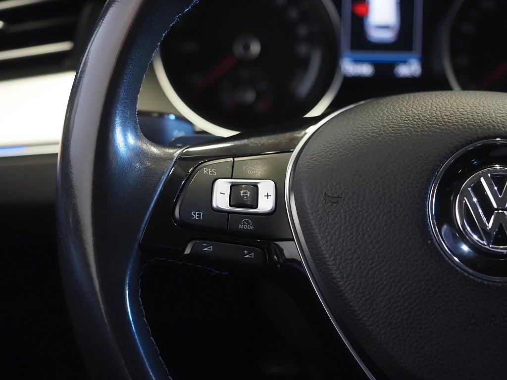 Volkswagen Passat SC GTE Plug-in 1.4 TSI 218hk Executive Kamera Dragkrok