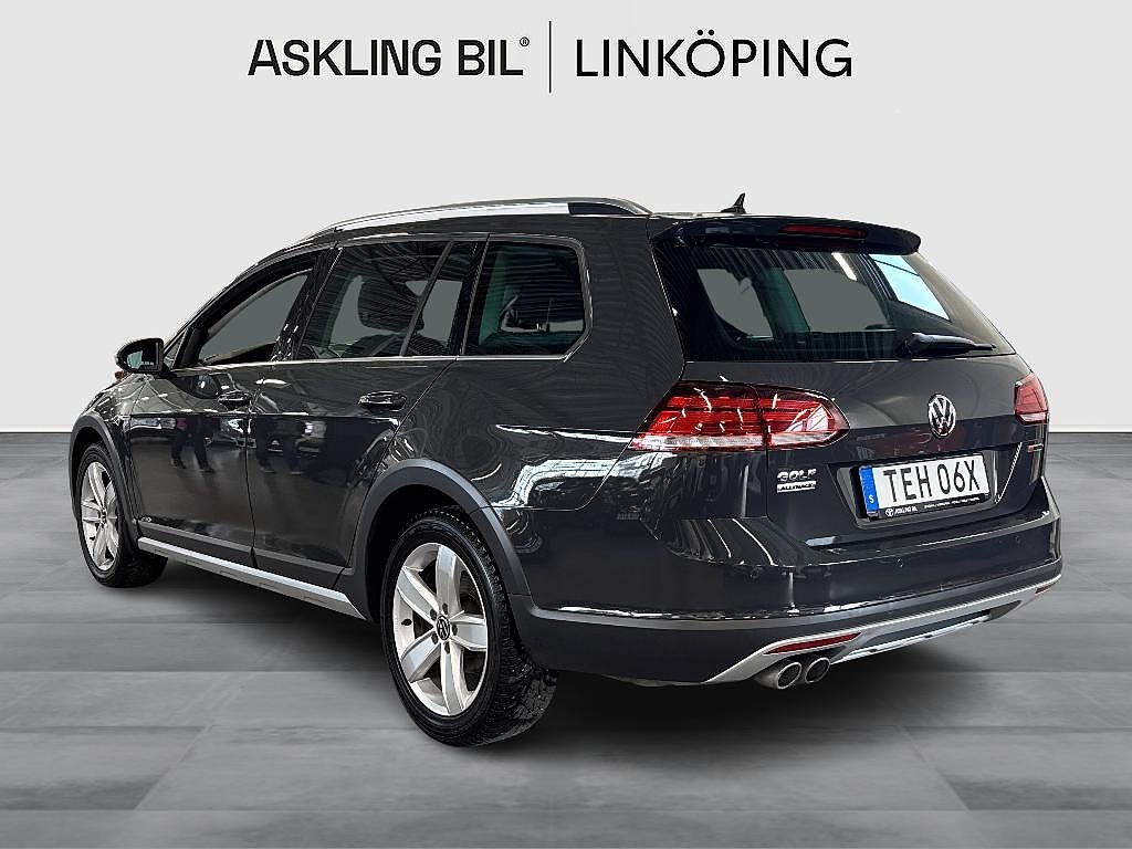 Volkswagen Golf Alltrack 2020 - miniatyr 2