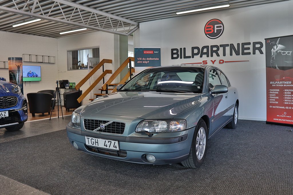 Volvo S60 2.4 Business Ny besiktad S+V- Däck