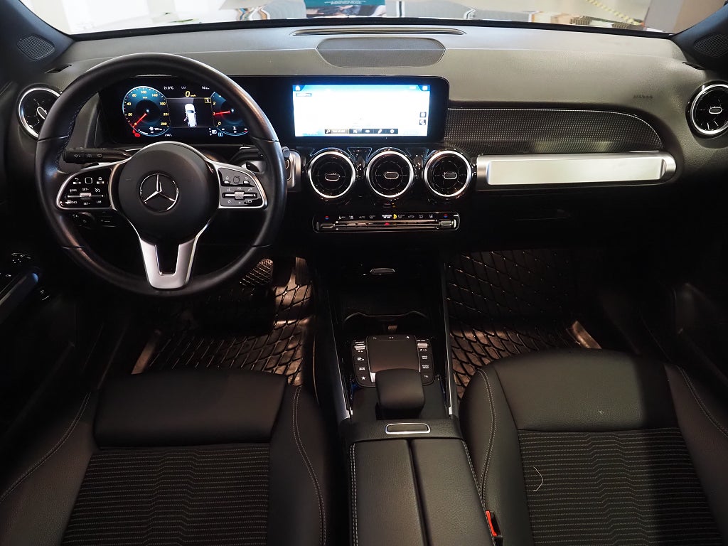 Mercedes-Benz GLB 200 7G-DCT 163hk |7-sits|Widescreen|Drag| 2023