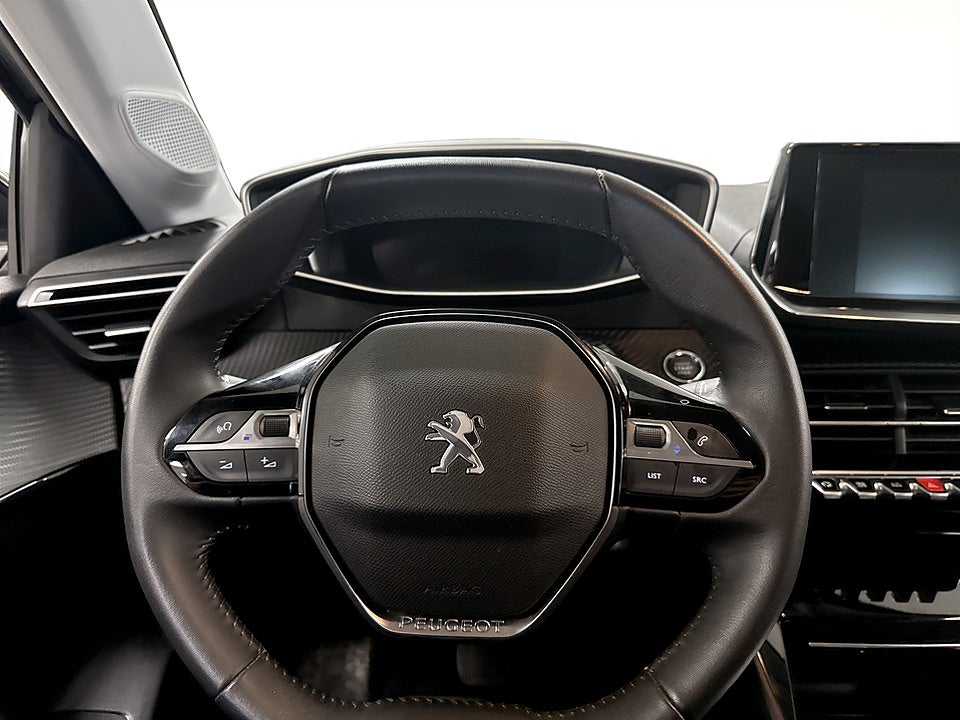 Bild på Peugeot E-208 Allure Pack 50kWh 136hk Aut BACKKAMERA