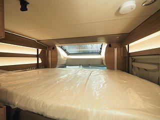 Husbil-halvintegrerad Knaus VanWave 640 MEG Vansation 25 av 31