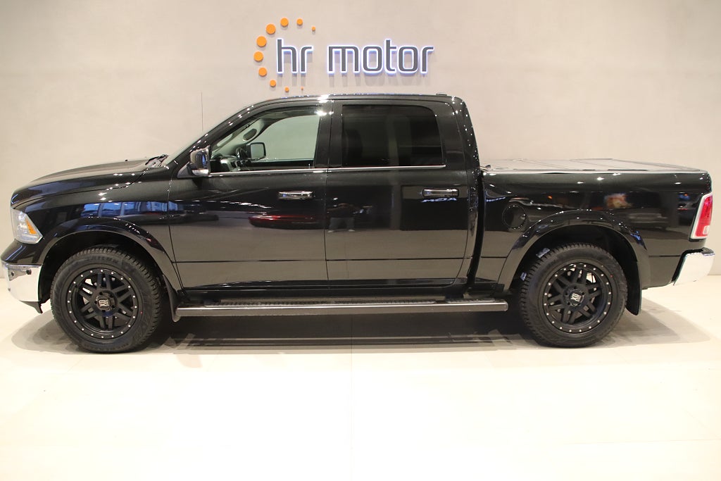 RAM 1500 Laramie 5.7L Hemi V8 4WD/Flaklock/2 års garanti