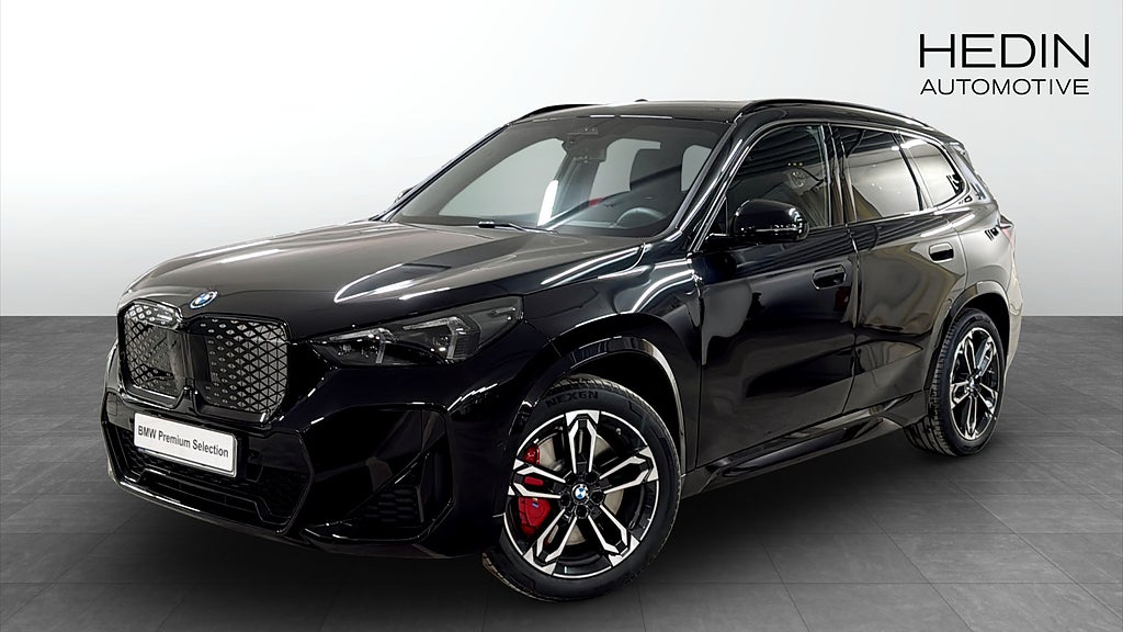 BMW iX1 xDrive30 M Sport Pro / H&K / Head-up / Elstolar