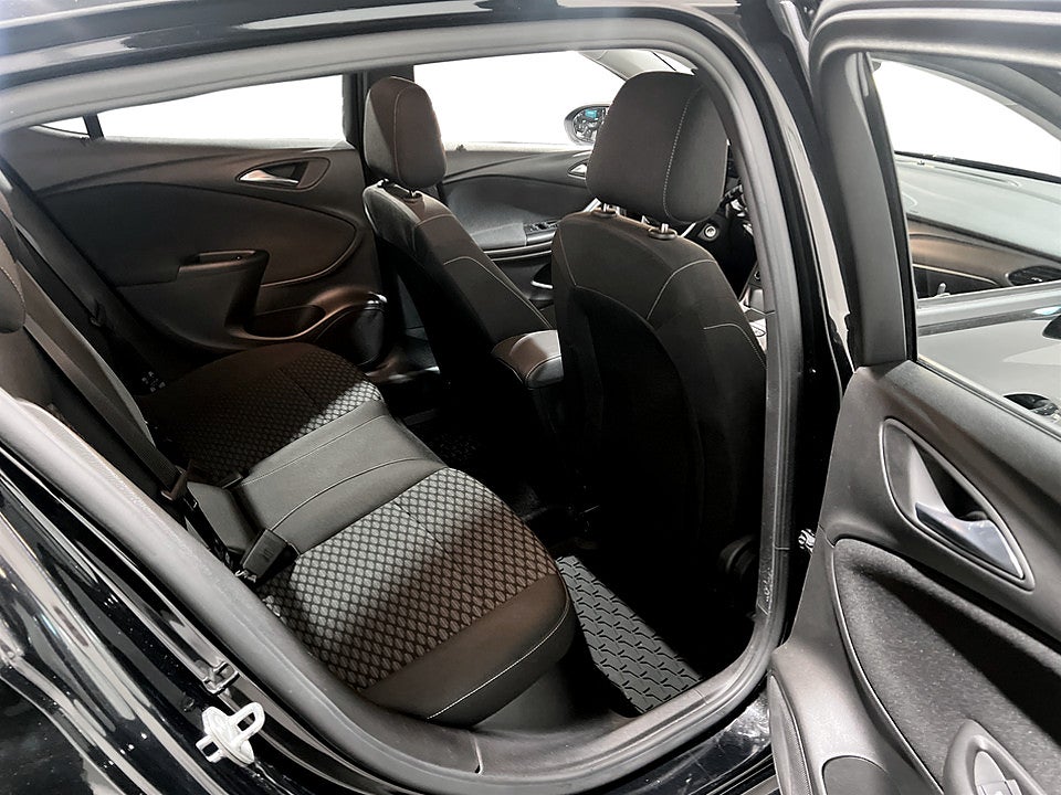 Bild på Opel Astra Enjoy 1.0 EDIT P-SENSORER RATTVÄRME 105hk