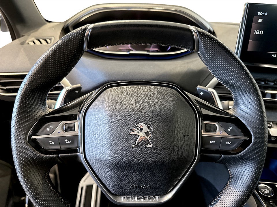 Bild på Peugeot 5008 GT 1.2 PT 130hk Aut 7-SITS B-KAMERA CARPLAY
