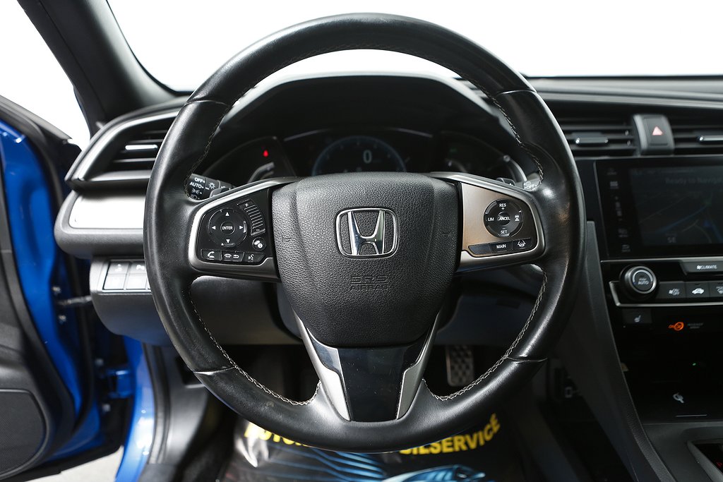 Honda Civic 1,5 i-VTEC Turbo 182hk Prestige Pano Motorv Drag 2017