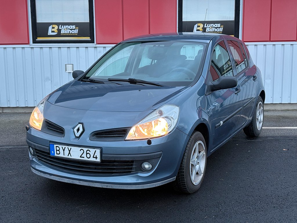 Renault Clio 5-dörrars Halvkombi  såld/såld