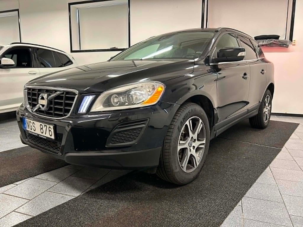 Volvo XC60 D4 Momentum Euro 5 Panorama Läder