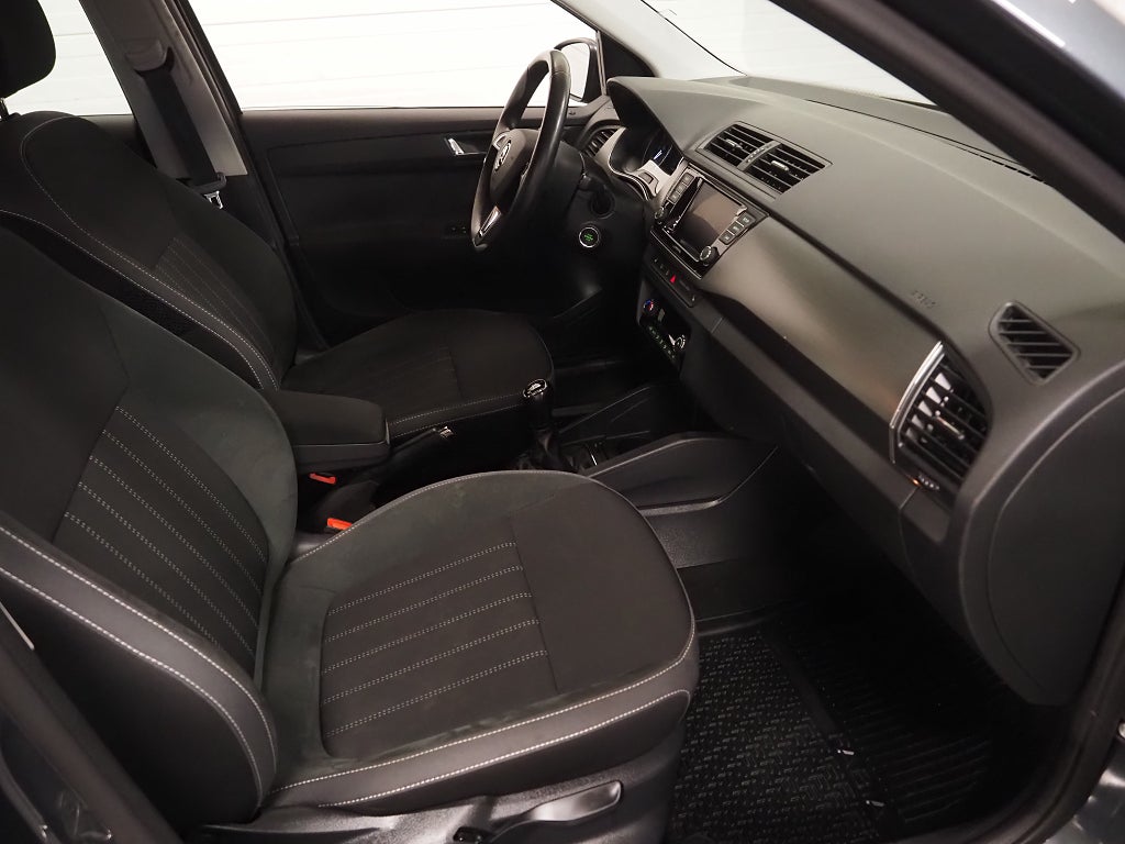 Skoda Fabia 1.0 MPI 75hk Style | Komfortpaket | 2019