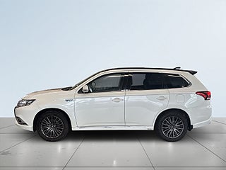 Mitsubishi Outlander PHEV CVTS-Edition S&V/Drag/360Kamera/Mvärm/Navi/Keyless – bild 4
