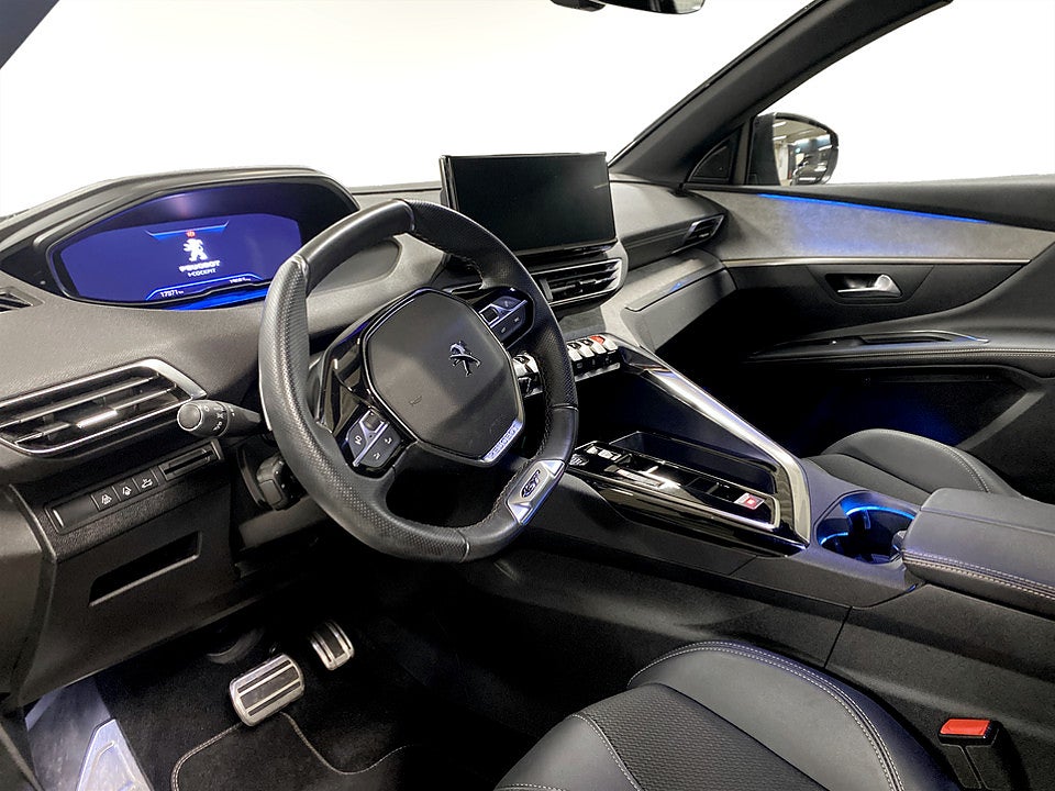 Bild på Peugeot 5008 GT Black Pack 1.2 PT 130hk Aut - 7-SITS, B-KAMERA