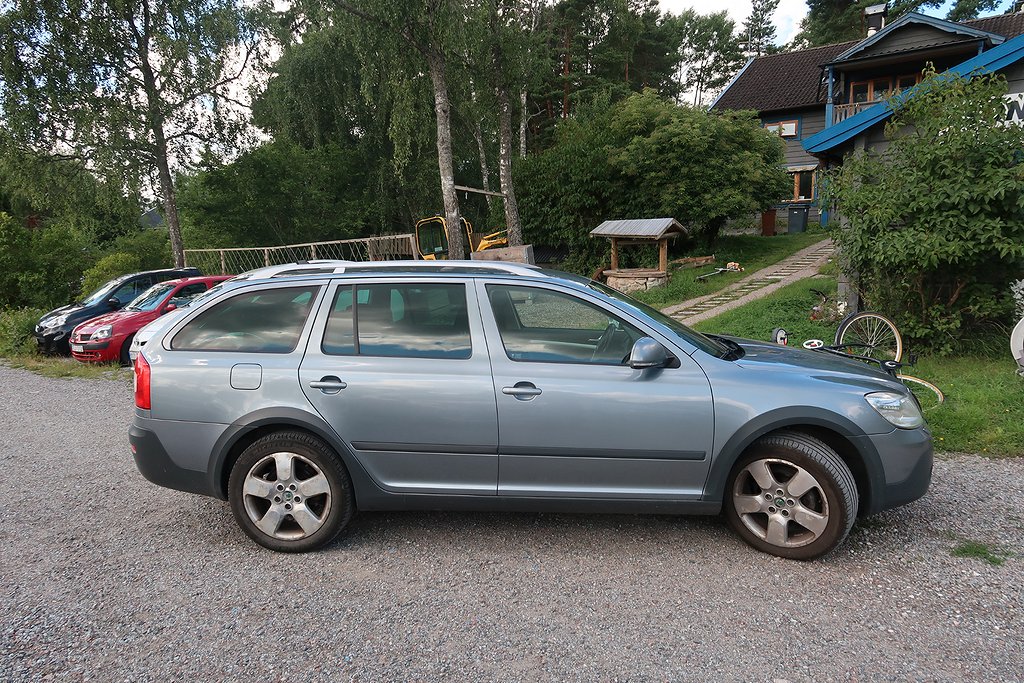 Skoda Octavia Scout 2.0 TDI 4x4 Euro 5