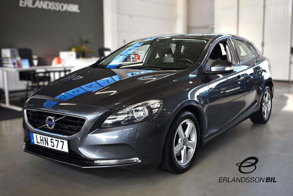 Volvo V40 D2 Kinetic KAMREM BYTT P-SENSORER DRAGKROK VoC