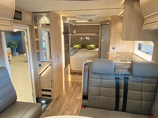 Husbil-halvintegrerad Kabe TMRX 780 LXL 14 av 33