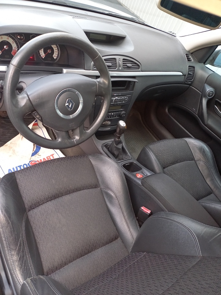 Renault Laguna 2.0 Turbo 2006, kuva 3/33