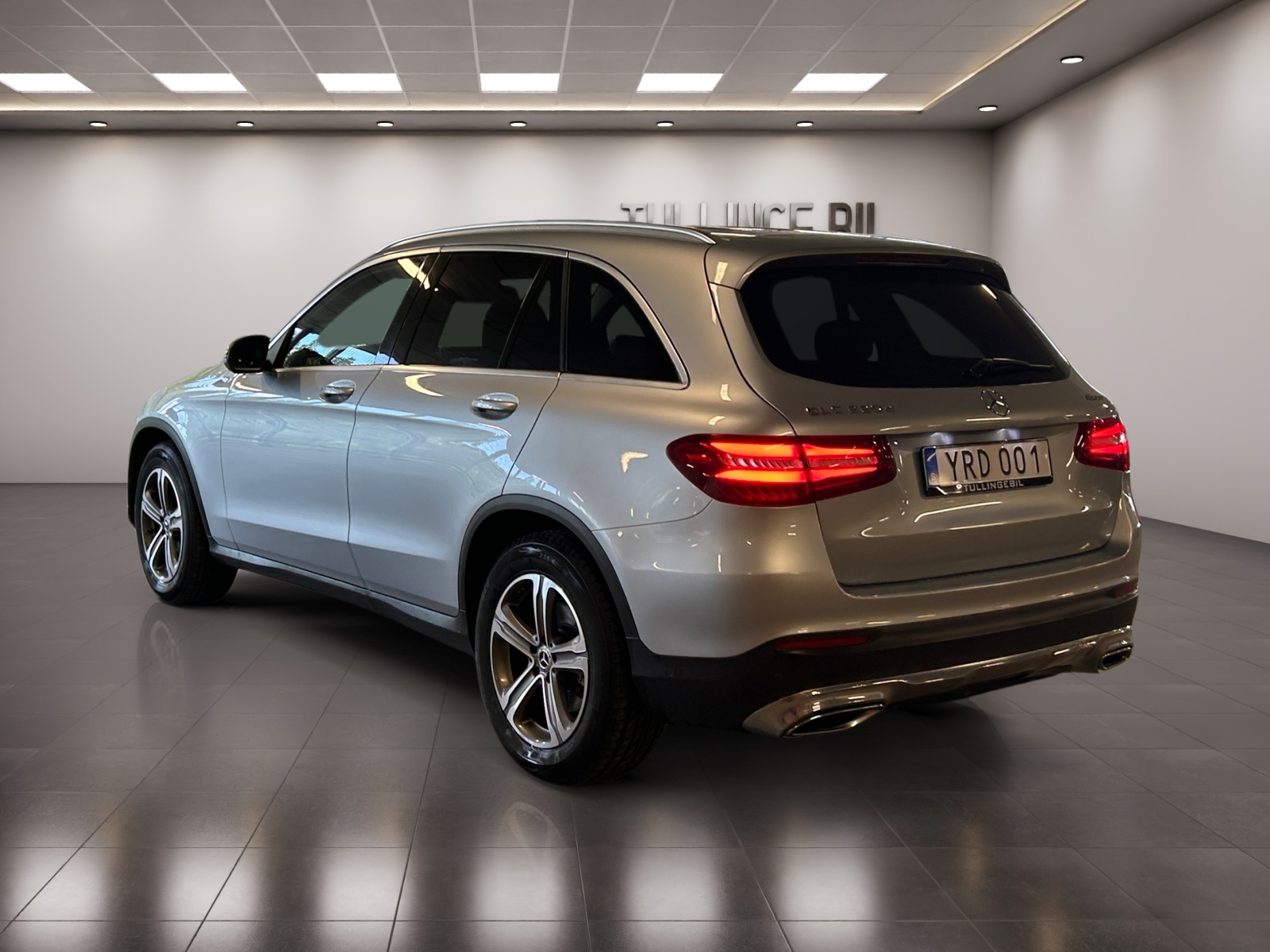 Mercedes-Benz GLC 2018, bild 3/46