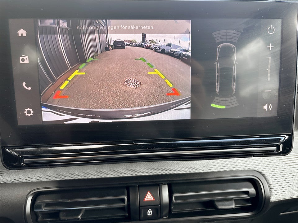 Bild på Citroën C3 Aircross Plus 1.2 PT 100hk B-KAMERA CARPLAY